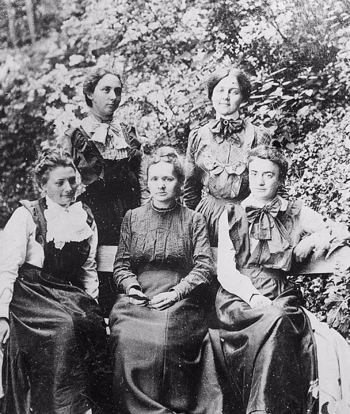 Illustration des femmes pionnières de la science